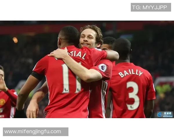 哈维西蒙斯崭露头角引发足球界热议未来潜力无限 哈维西蒙斯崭露头角引发足球界热议未来潜力无限