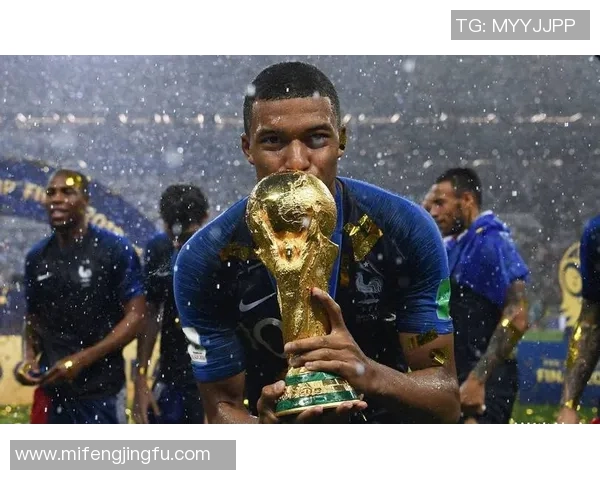 姆巴佩欧冠夜大放异彩赛后透露未来去向引发热议 姆巴佩欧冠夜大放异彩赛后透露未来去向引发热议