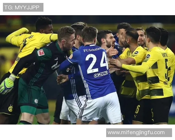 多特蒙德与沙尔克精彩对决集锦回顾赛场瞬间尽在眼前 多特蒙德与沙尔克精彩对决集锦回顾赛场瞬间尽在眼前