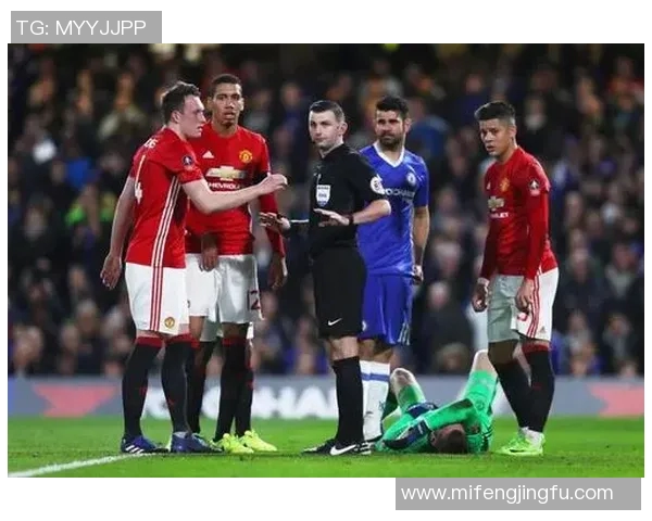 英超赛场上AC米兰迎战都灵球队的精彩对决分析与展望